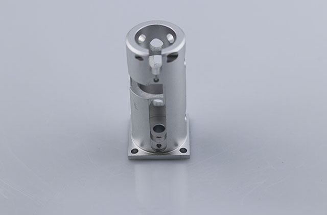  13年军工数控加工制作经验，五金军工数控加工制作精度可达0.01mm 